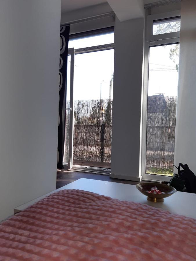 Luxurioese Wohnung Mit Eigenem Garten Augsburg Exteriér fotografie