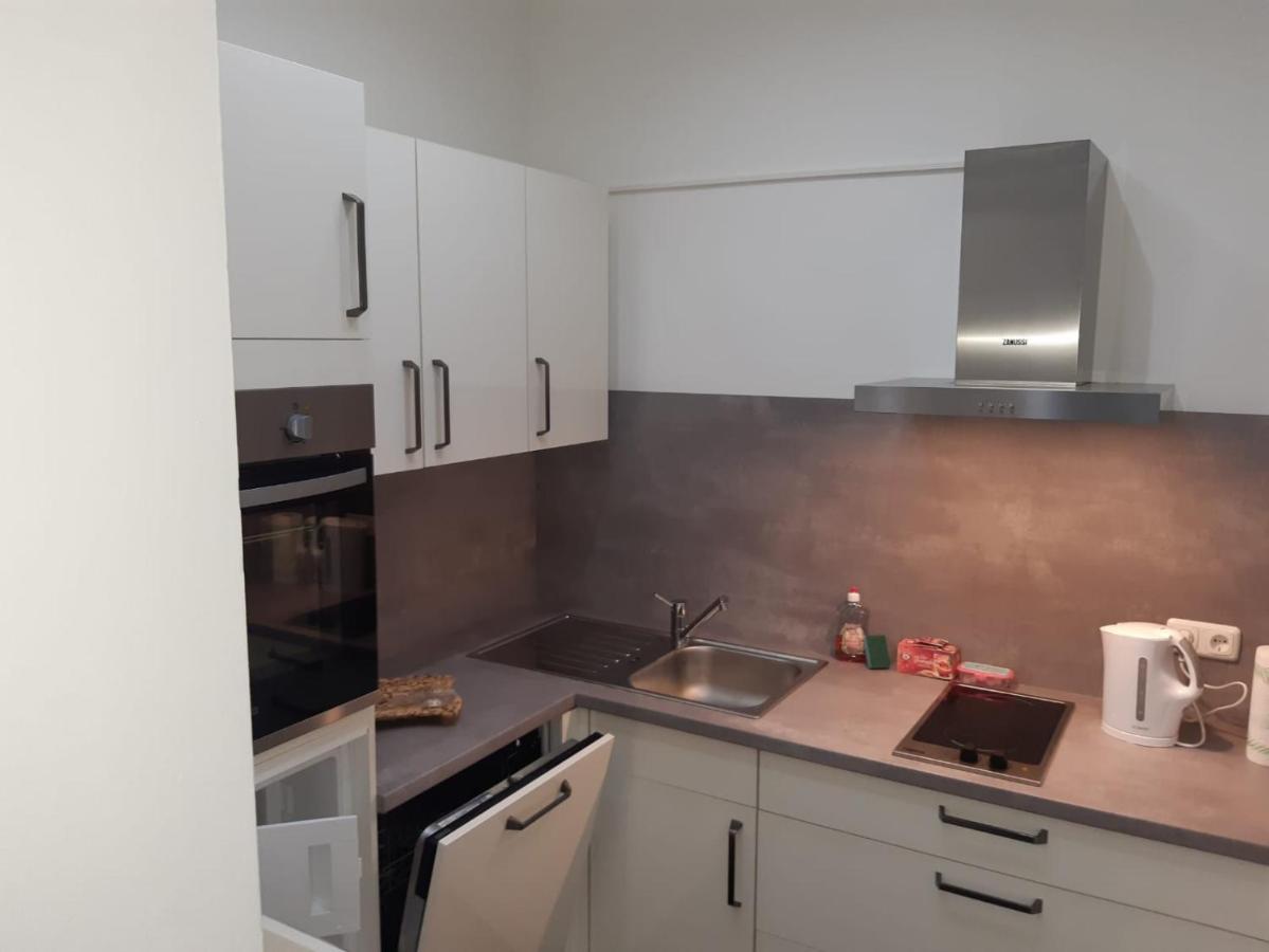 Luxurioese Wohnung Mit Eigenem Garten Augsburg Exteriér fotografie